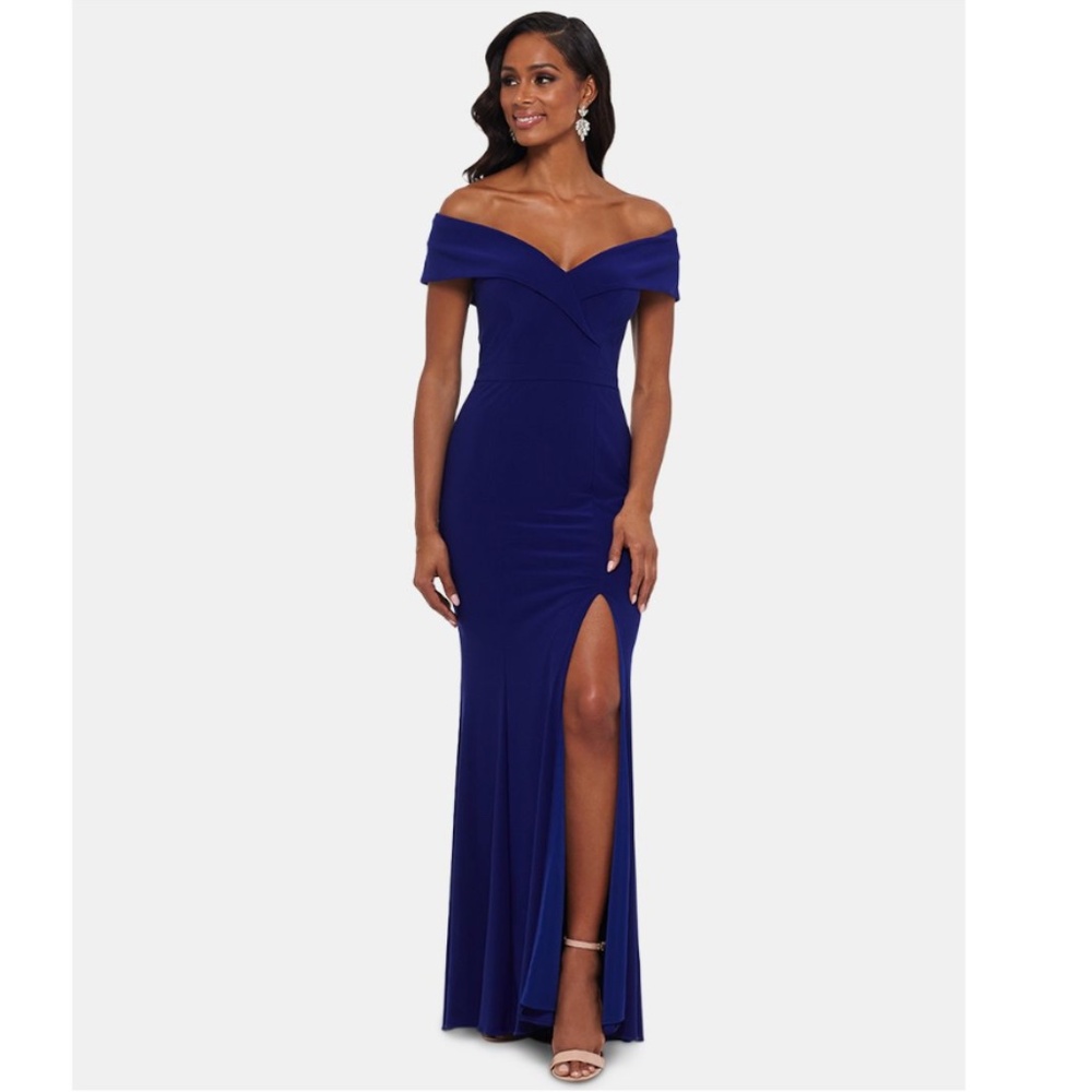 XSCAPE: Cuff Neckline Off the Shoulder Jersey Sheath Gown (NWT)